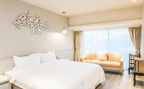 Walker Hotel. Ximen